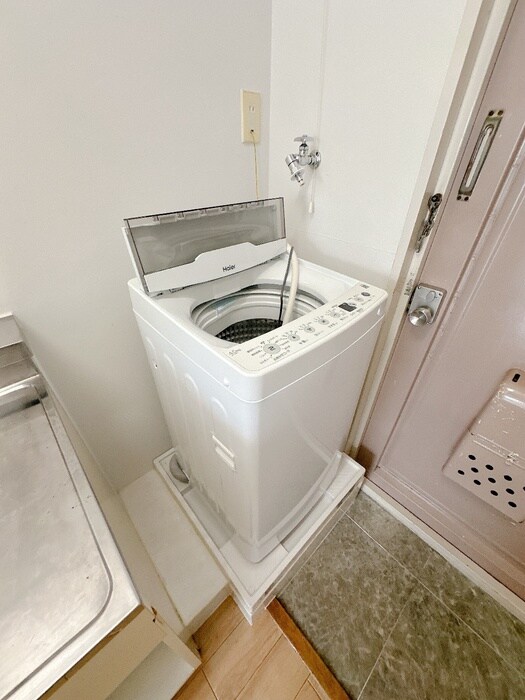 物件内観写真19　(洗濯機置場)