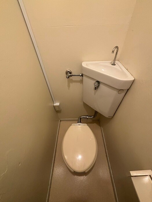 物件内観写真13　(トイレ)