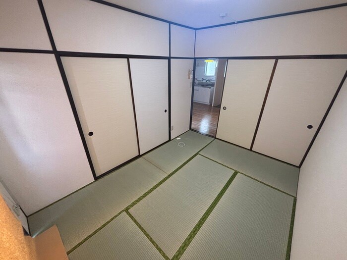 物件内観写真16　(居室)