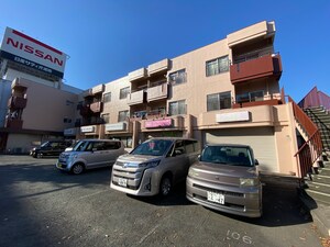 ライフコア平塚外観写真