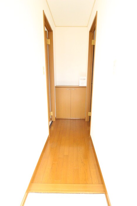 物件内観写真19　(玄関)