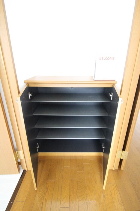 物件内観写真20　(靴箱)