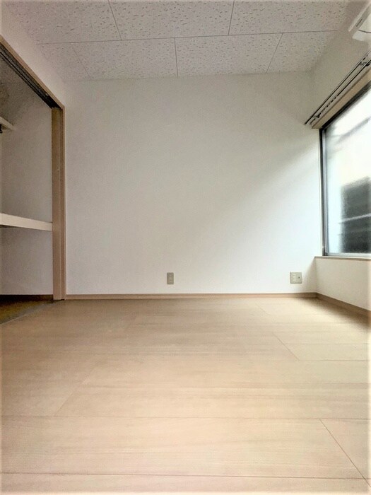 物件内観写真12　(居室)