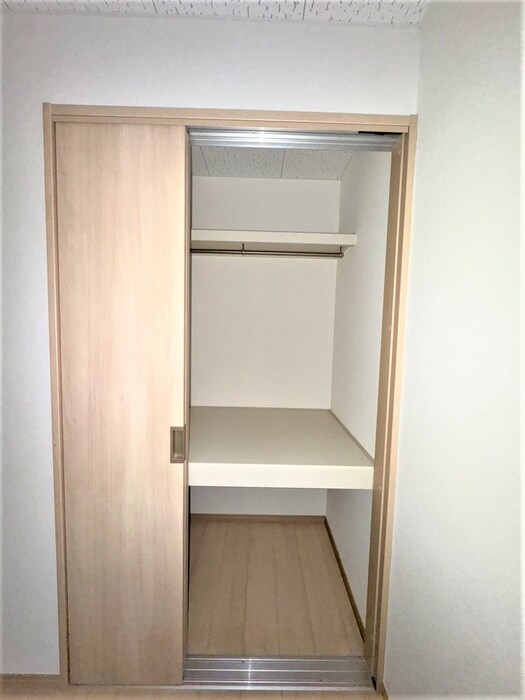 物件内観写真13　(収納)