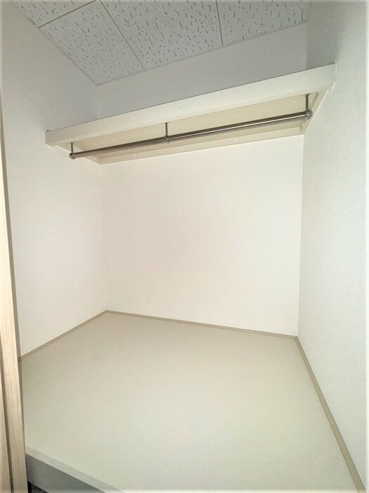 物件内観写真14　(収納)