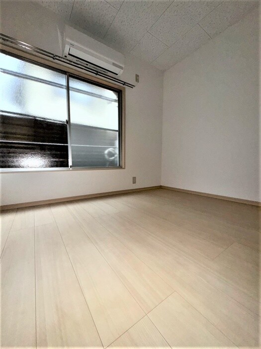 物件内観写真16　(居室)