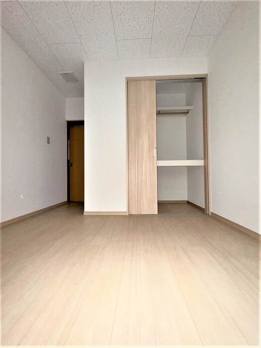 物件内観写真18　(居室)