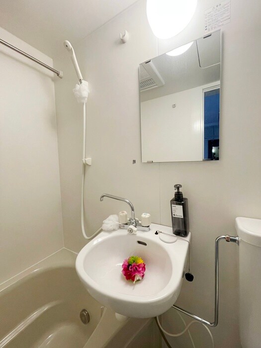 物件内観写真12　(洗面)