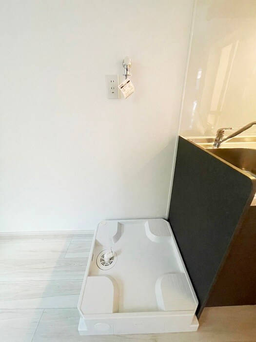 物件内観写真15　(洗濯機置場)