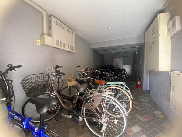 駐輪場