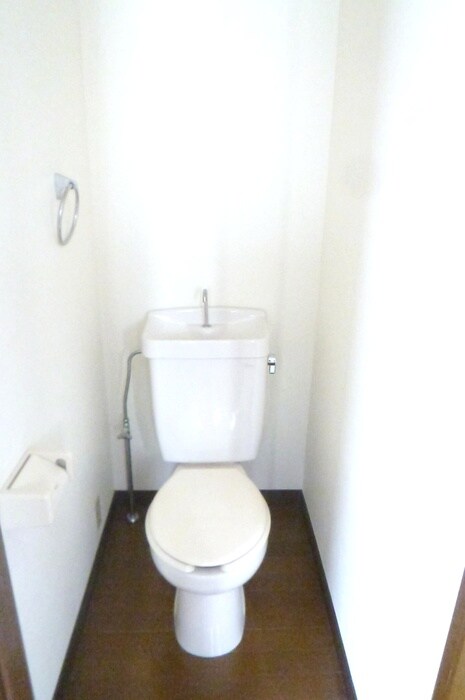 物件内観写真13　(トイレ)