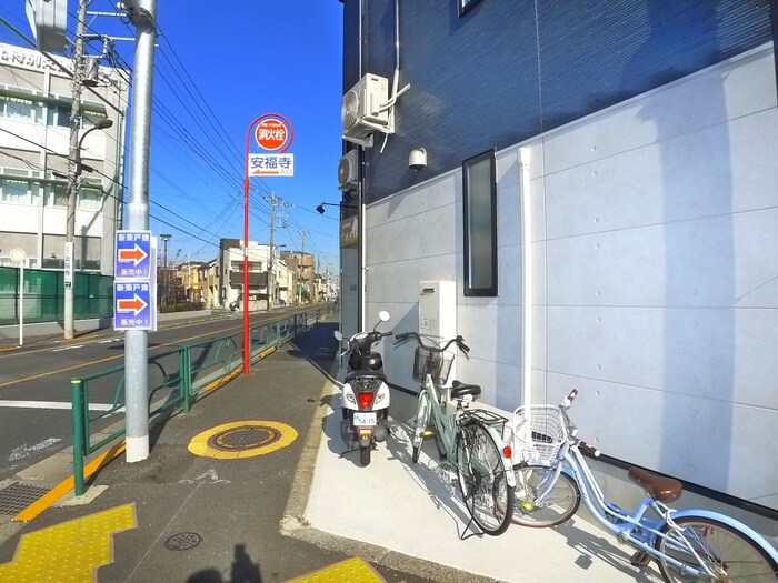 物件外観写真5　(駐輪場)