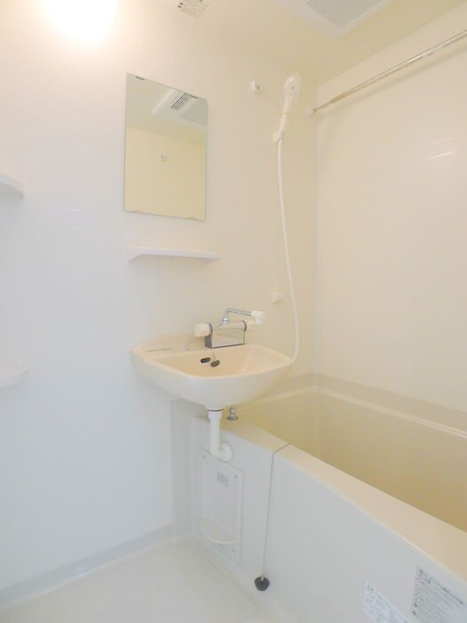 物件内観写真12　(バス／シャワールーム等)