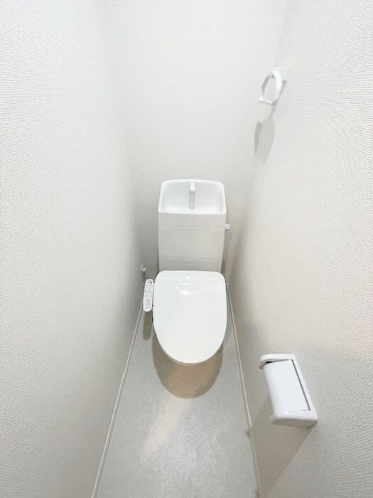 物件内観写真14　(トイレ)