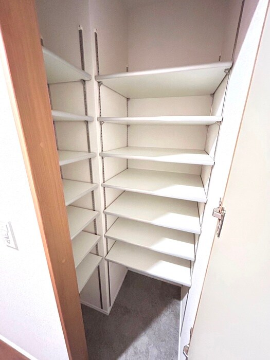 物件内観写真19　(靴箱)