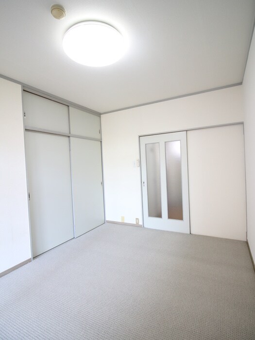 物件内観写真10　(居室)