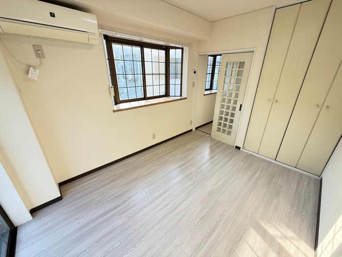 物件内観写真8　(居室)