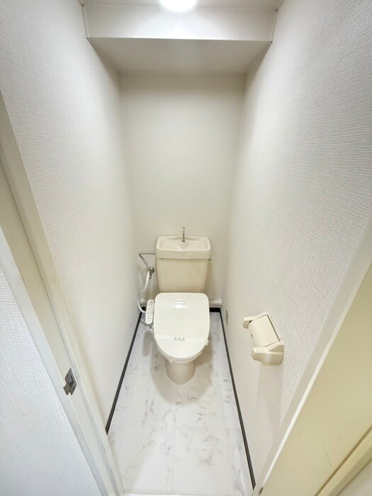 物件内観写真15　(トイレ)