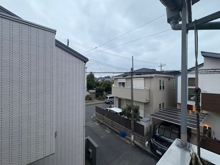 物件内観写真16　(室内からの展望)