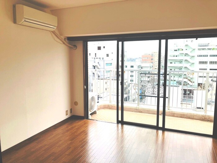 物件内観写真7　(居室)