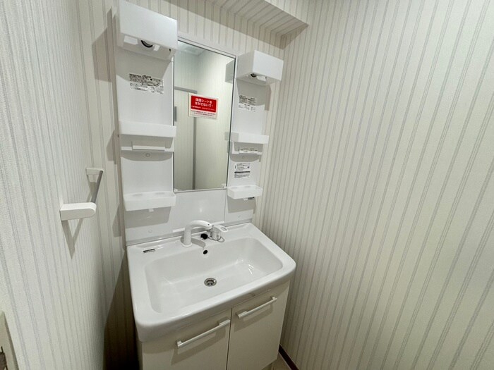 物件内観写真6　(洗面)