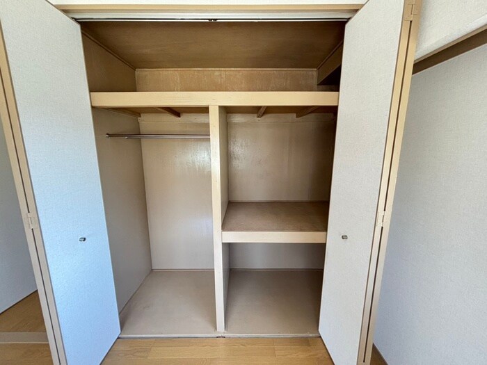 物件内観写真13　(収納)