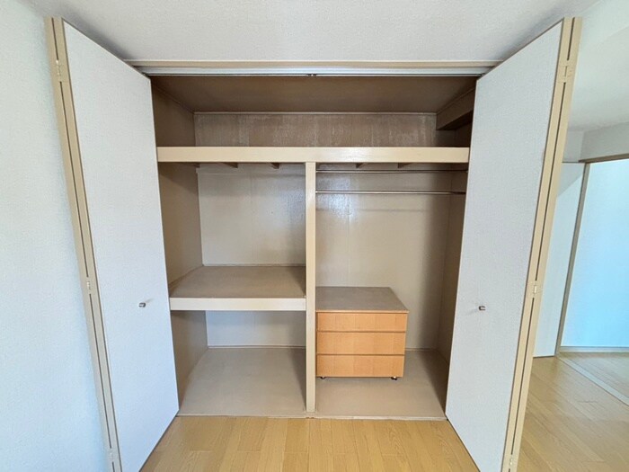 物件内観写真15　(収納)