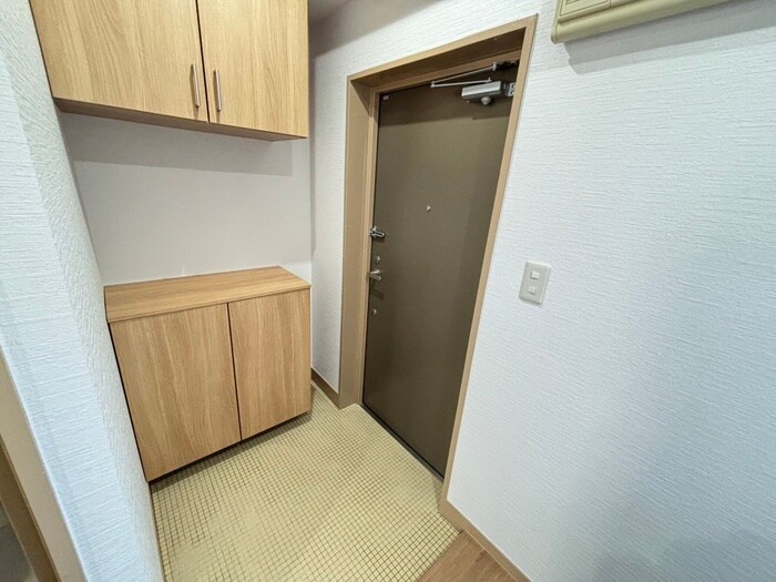 物件内観写真19　(玄関)