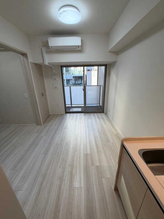 物件内観写真4　(居室)