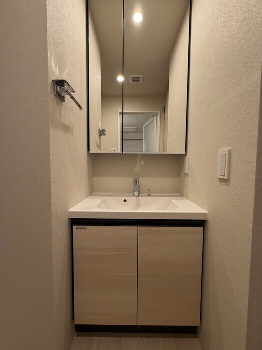 物件内観写真12　(洗面)