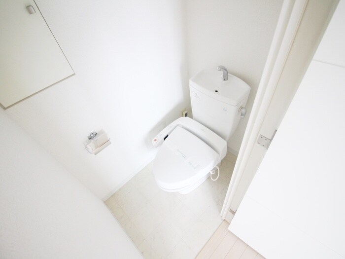 物件内観写真15　(トイレ)