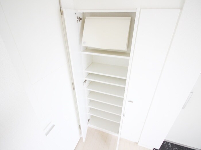 物件内観写真19　(靴箱)