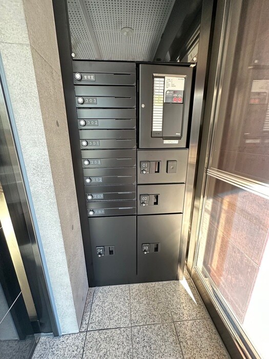 物件外観写真4　(建物設備)