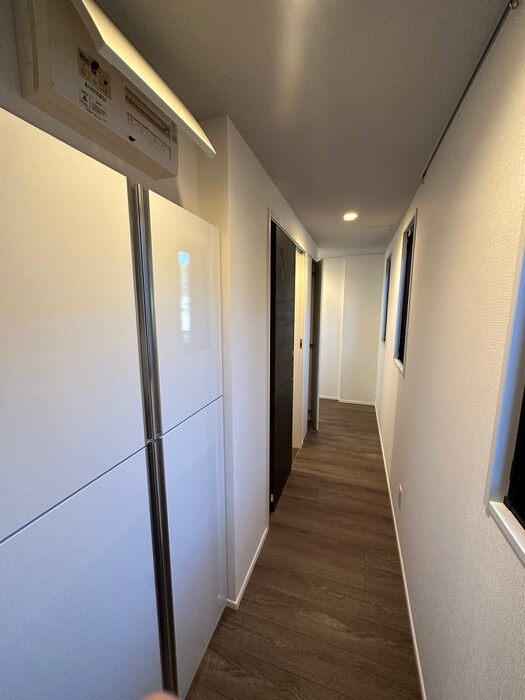 物件内観写真15　(廊下)