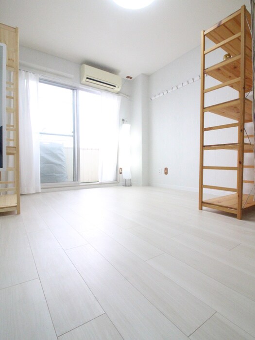 物件内観写真10　(居室)