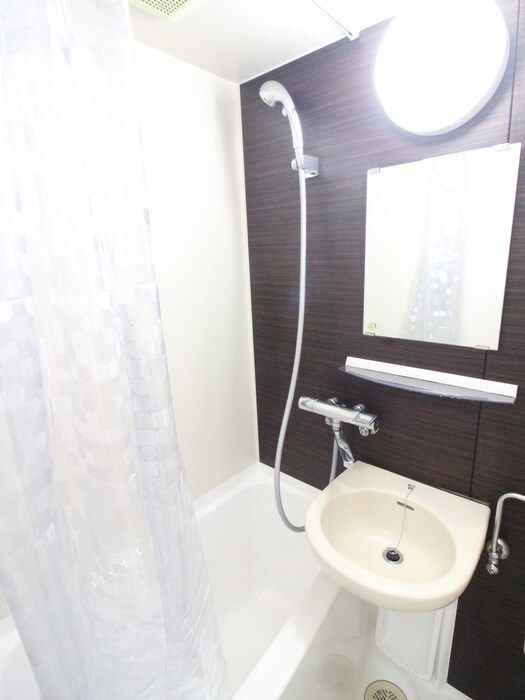 物件内観写真12　(バス／シャワールーム等)