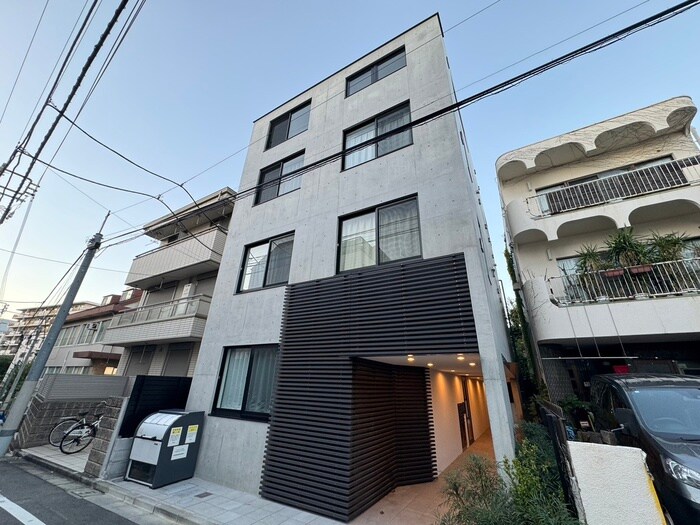 物件外観写真2　(外観写真)