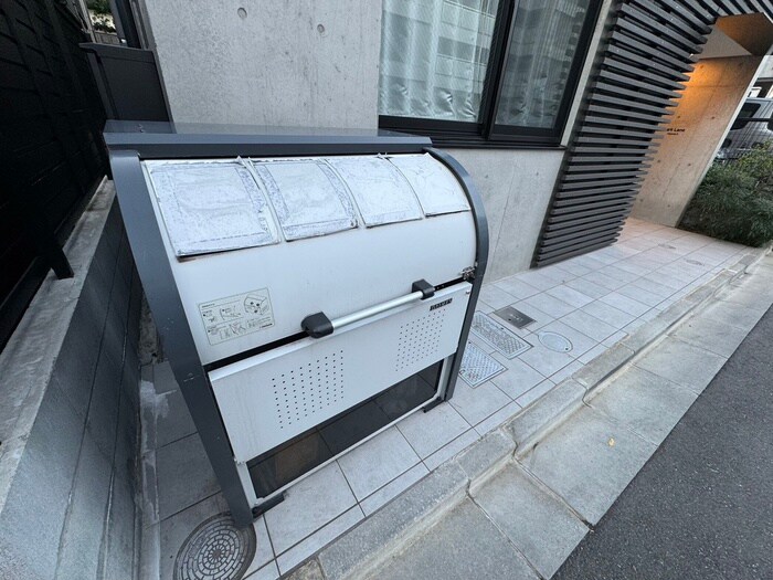 物件外観写真6　(建物設備)