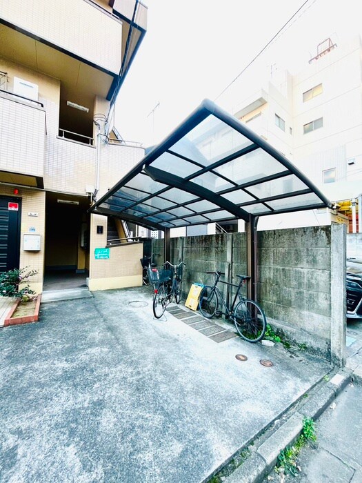 物件外観写真6　(駐輪場)