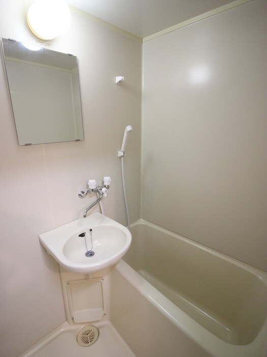 物件内観写真11　(洗面)