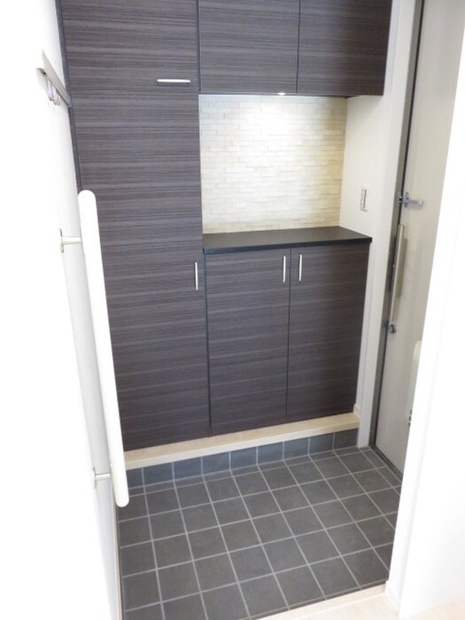 物件内観写真22　(玄関)