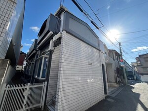 ファミリエ荻窪外観写真