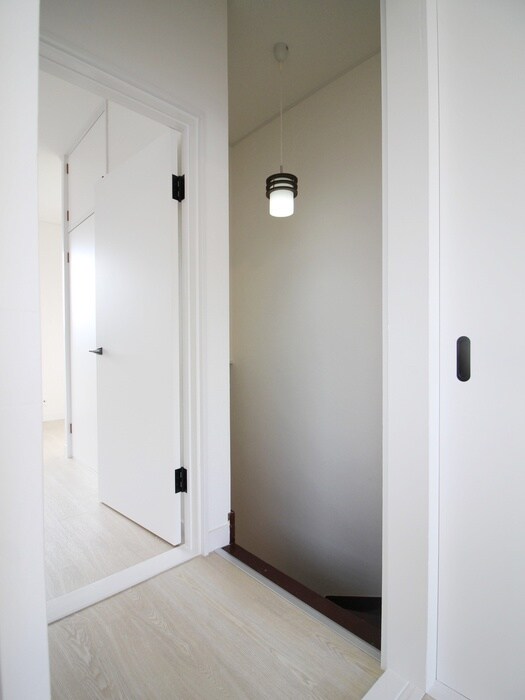 物件内観写真17　(廊下)