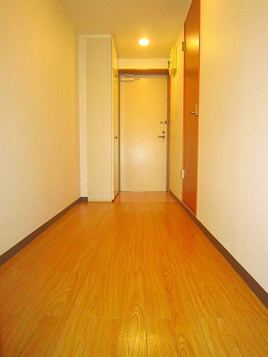 物件内観写真19　(玄関)