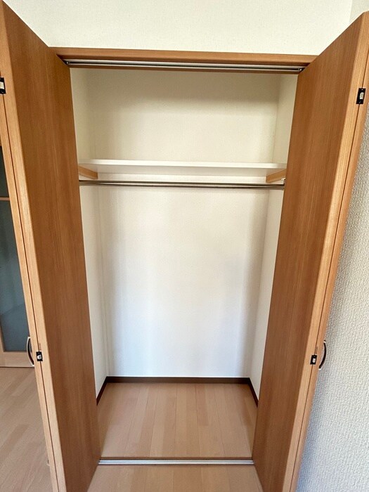 物件内観写真15　(収納)