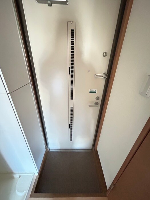 物件内観写真21　(玄関)