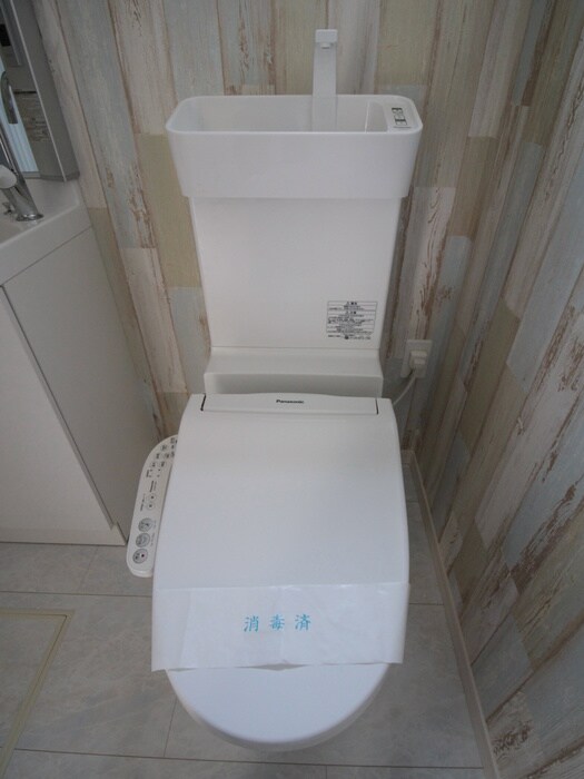 物件内観写真11　(トイレ)