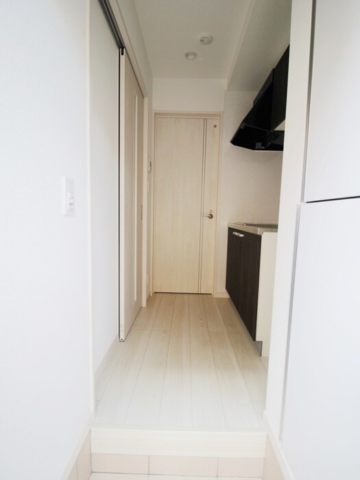 物件内観写真22　(廊下)