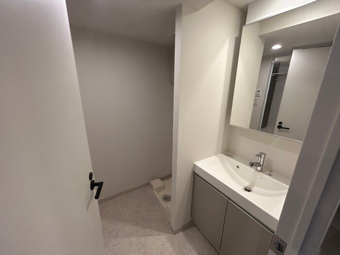 物件内観写真13　(洗面)