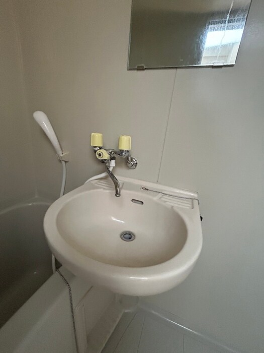 物件内観写真12　(洗面)